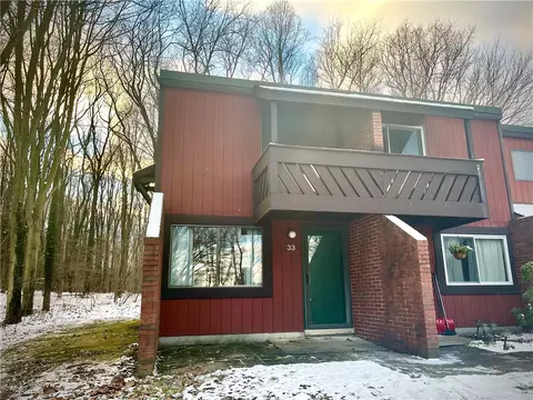 33 Aspen Ct, Cresson, PA 16630