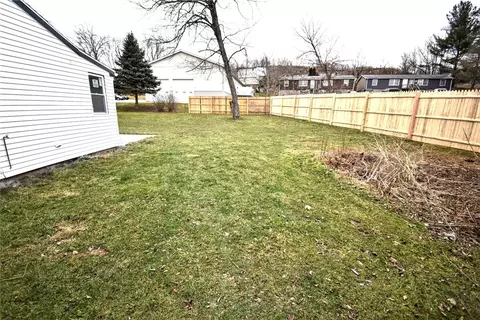 Exterior - 1 Oak Ln, Eighty Four, PA 15330 photo 8 of 8