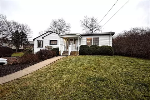 Exterior - 1 Oak Ln, Eighty Four, PA 15330 photo 4 of 8