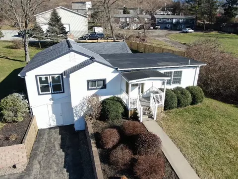 1 Oak Ln, Eighty Four, PA 15330