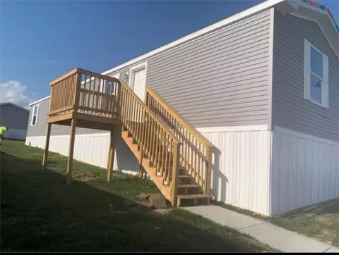 424 Jean Dr, Mount Pleasant, PA 15666