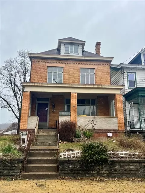 1024 Chartiers Ave, Mckees Rocks, PA 15136