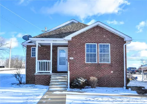 843 John St, Langeloth, PA 15054