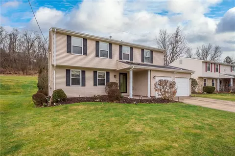 195 Thunderwood Dr, Bethel Park, PA 15102