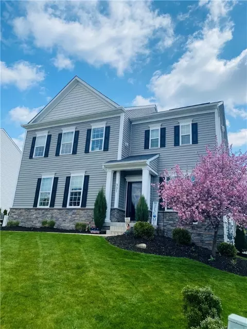 331 Eagle Dr, Cranberry Township, PA 16066