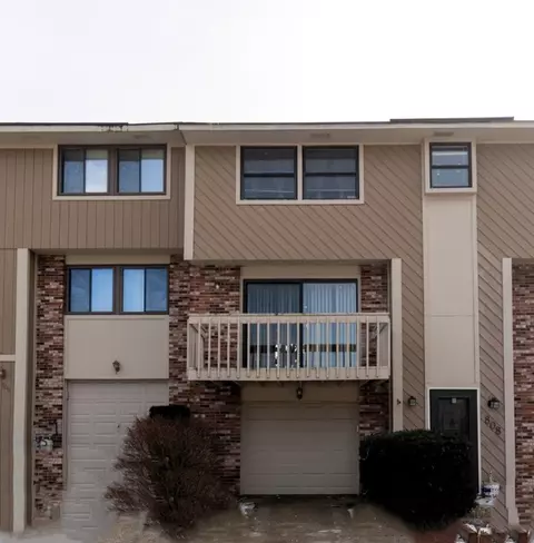 808 Wheatland Cir, Bridgeville, PA 15017