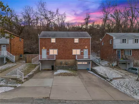 815 Killarney Dr, Pittsburgh, PA 15234