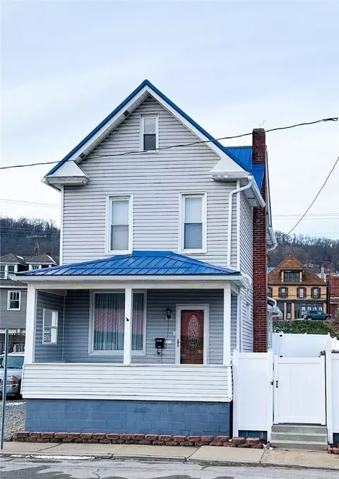 244 W 6th Ave, Tarentum, PA 15084