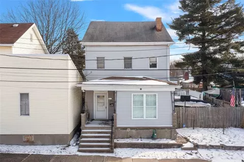 10 Alice St, Mckees Rocks, PA 15136