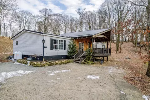 176 Kistler Dr, Export, PA 15632
