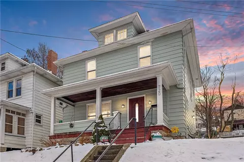 720 7th Ave, Coraopolis, PA 15108