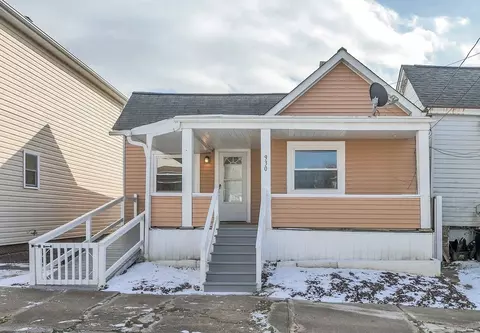 930 Fayette St, Washington, PA 15301