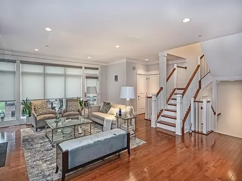 6386 Melissa St, Pittsburgh, PA 15206 photo 5