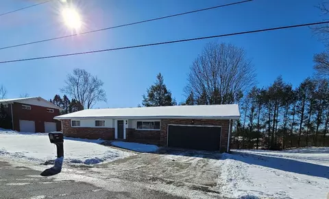 538 Santone Dr, Greensburg, PA 15601