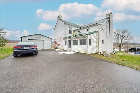 129 Corbett Ln, Blairsville, PA 15717