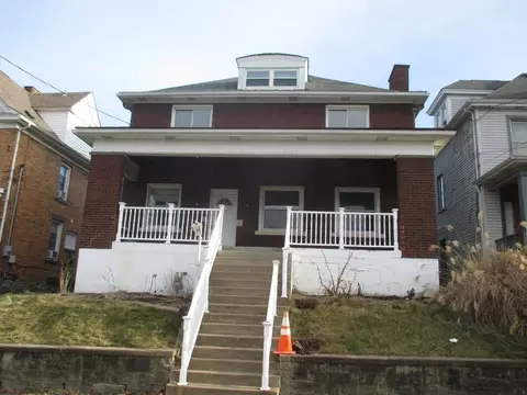 406 N 3rd St, Jeannette, PA 15644