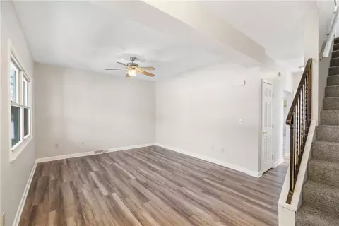 614 Baldridge Ave, Braddock, PA 15104 photo 3