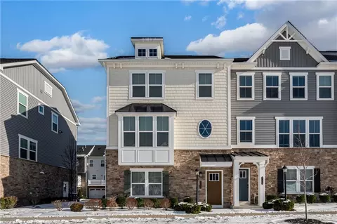 717 Truth Ln, Cranberry Township, PA 16066