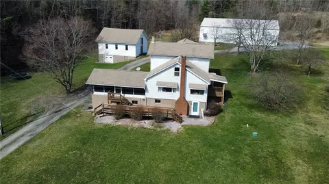 126 Jeffrey Ln, Mayport, PA 16240