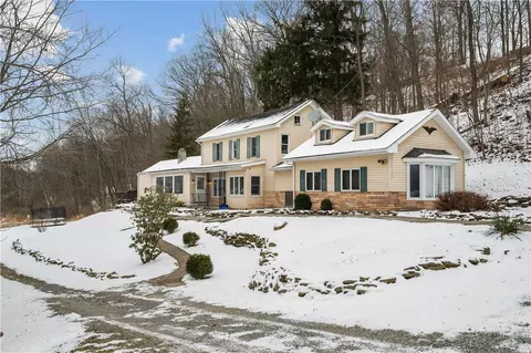 375 Slate Run Rd, Greensburg, PA 15601