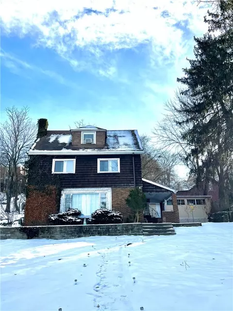 610 Pine St, Ambridge, PA 15003