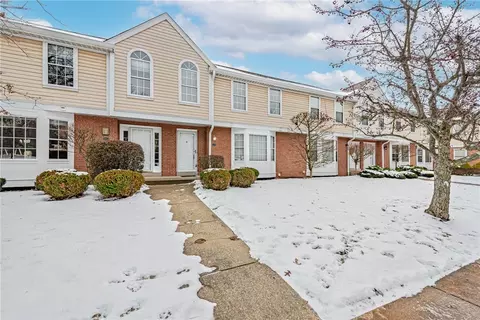 278 Newbury, Monroeville, PA 15146