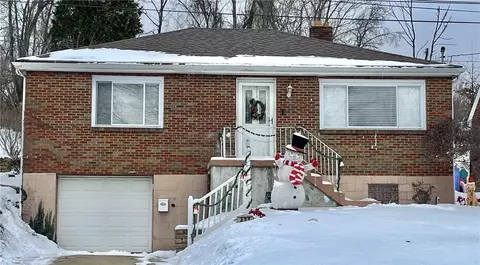 421 Mcclelland Rd, Canonsburg, PA 15317