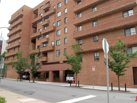 307 S Dithridge St #614, Pittsburgh, PA 15213