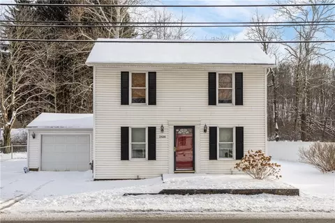 2438 Eastbrook Rd, New Castle, PA 16105