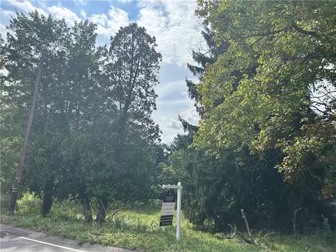 10085 Old Perry Hwy, Wexford, PA 15090