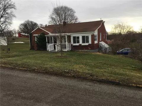 8 Williams Dr, West Newton, PA 15089