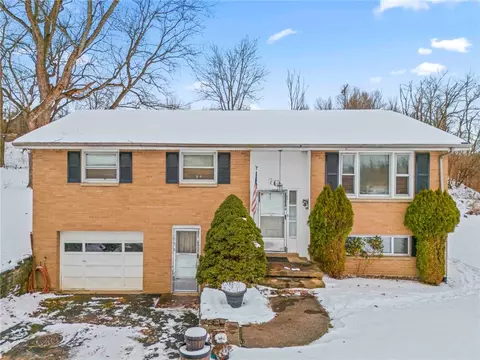 48 The Rd, Washington, PA 15301