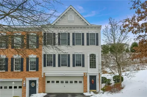 2017 Trillium Ct, Canonsburg, PA 15317