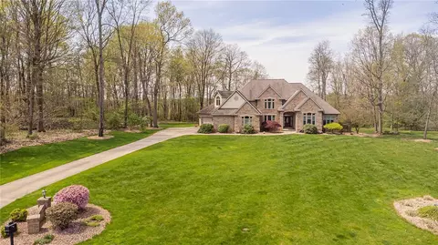 1006 Manor Valley Ct, Export, PA 15632