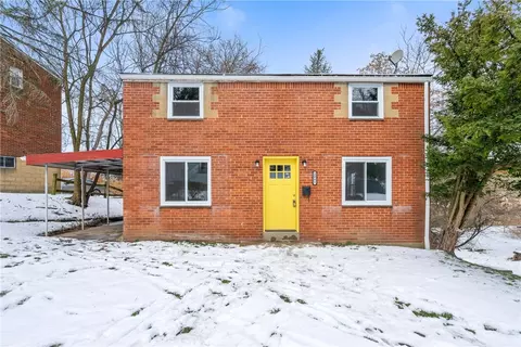 2041 Lindsay Rd, Pittsburgh, PA 15221