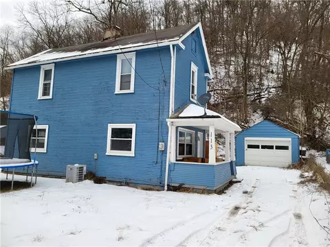 113 Walters Ln, Clairton, PA 15025