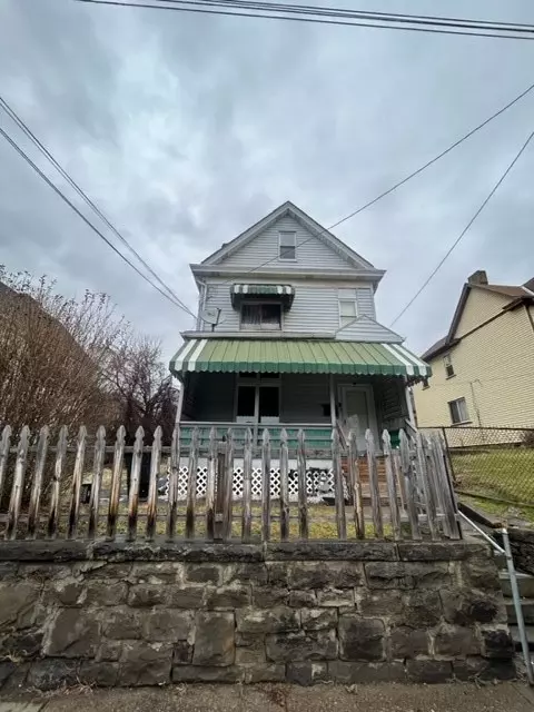 417 Hawkins Ave, Braddock, PA 15104