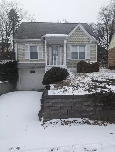 112 James St, North Versailles, PA 15137