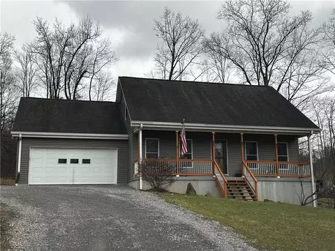 104 E Cornplanter Rd, Sarver, PA 16055