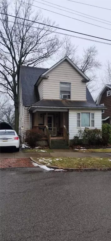 138 E Moody Ave, New Castle, PA 16101