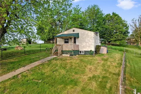 27 Lavonne Ave, Charleroi, PA 15022