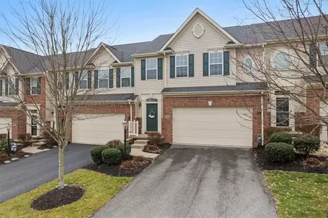 112 Maple Ridge Ct, Canonsburg, PA 15317