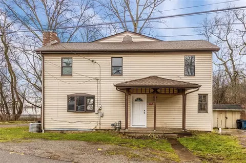1376 Ferry St, Crescent, PA 15046
