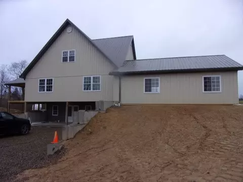 72 Hagentown, Parker, PA 16049