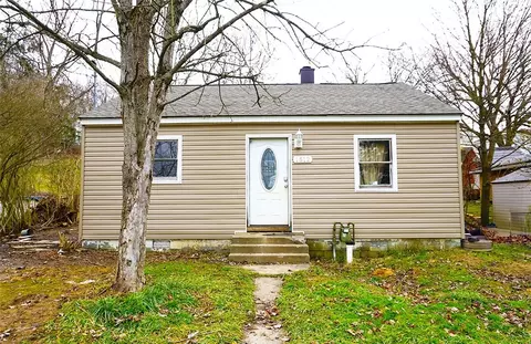 1512 Saxonburg Rd, Natrona Heights, PA 15065