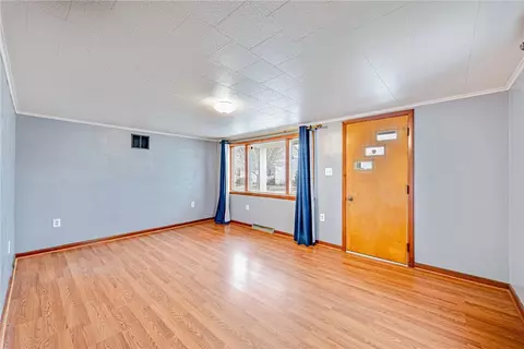 209 Unity, Latrobe, PA 15650 photo 4