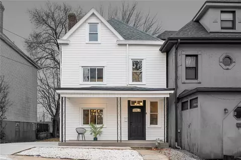 8 Marie Ave, Avalon, PA 15202