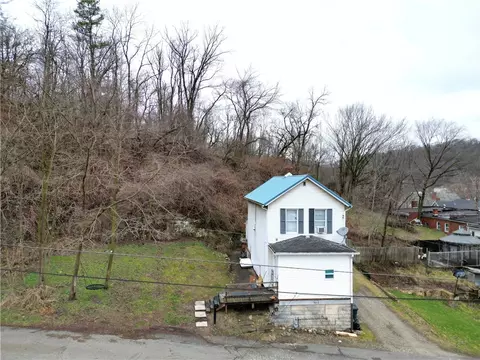 110 15th St, Donora, PA 15033