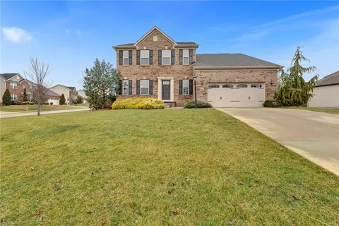 104 Ericson Cir, Beaver, PA 15009