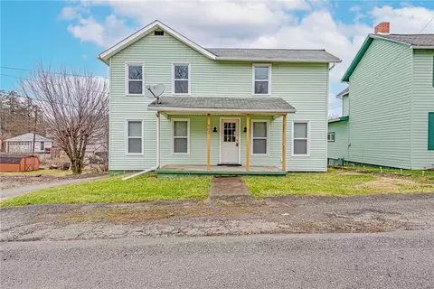 901 Everson St, Scottdale, PA 15683